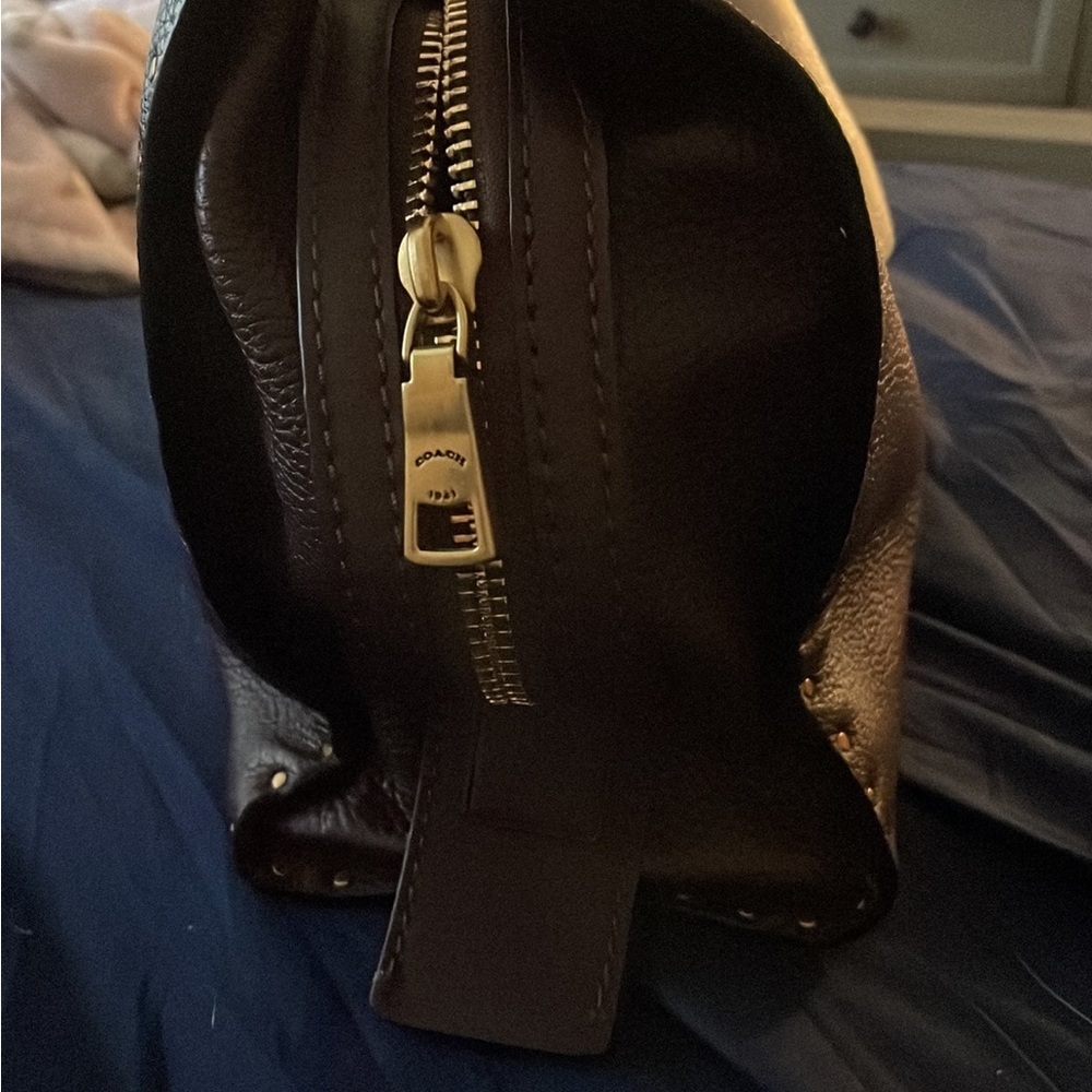 Coach Oxblood Gold Rivet Rogue NWT RARE - Picture 8 of 12